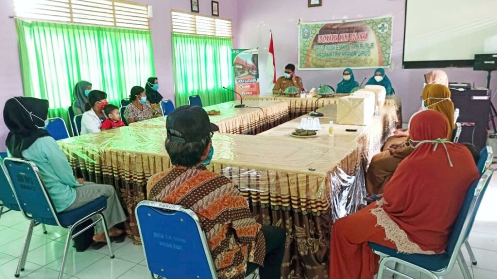 Kegiatan Pemberian Bahan Makanan Tambahan Bagi Anak Stunting
